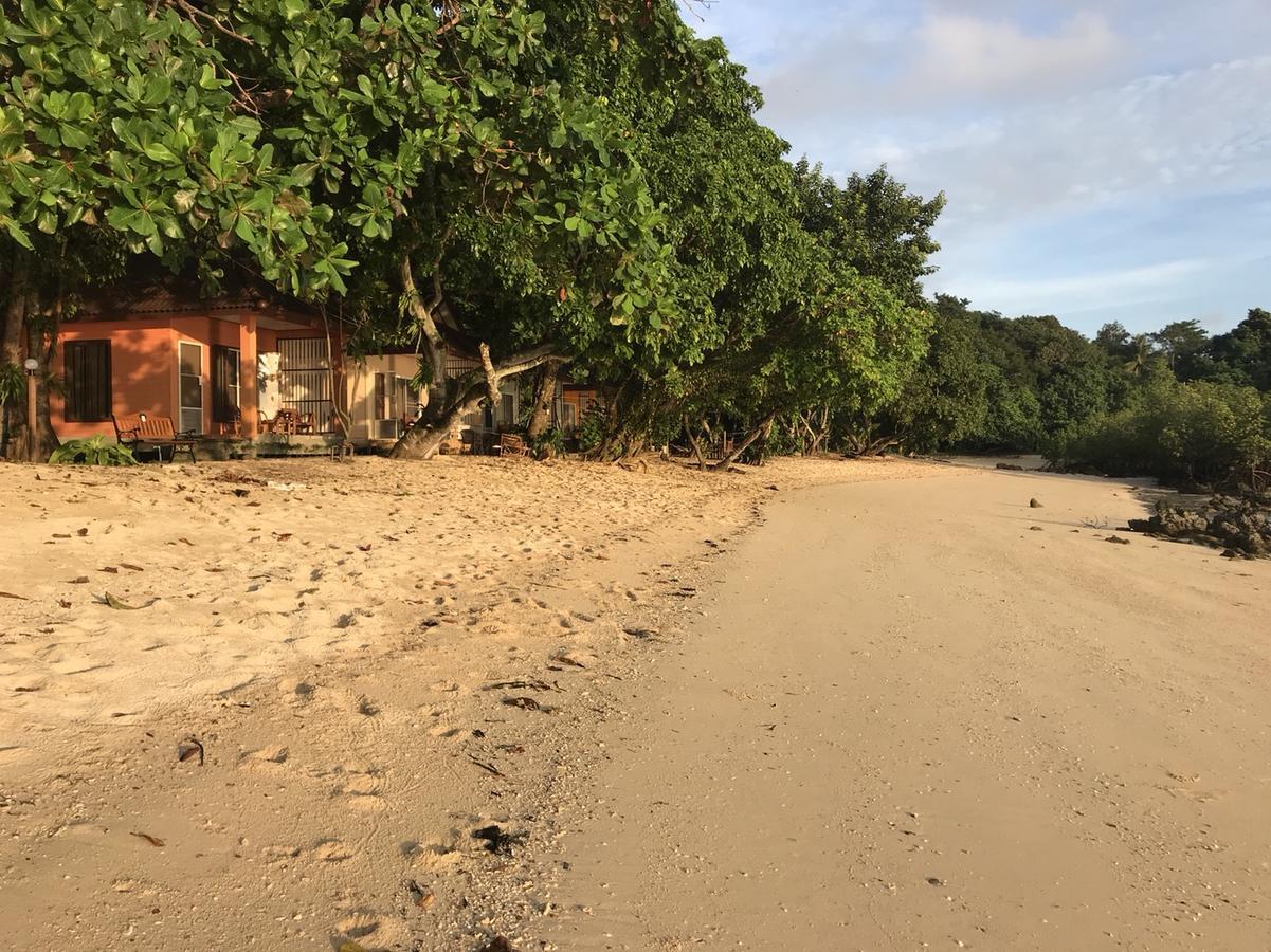 Paradise Beachfront Bungalows Hotel Koh Kradan Luaran gambar