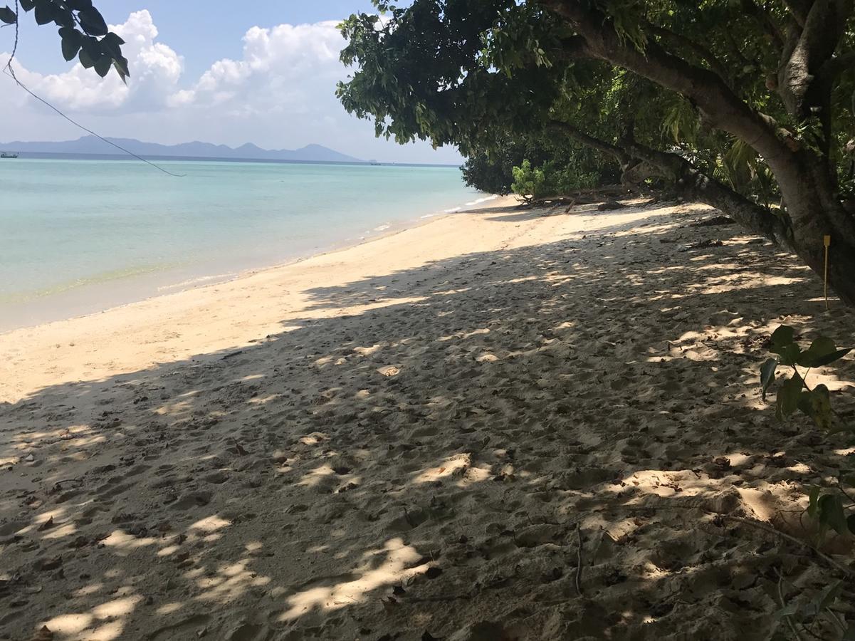Paradise Beachfront Bungalows Hotel Koh Kradan Luaran gambar